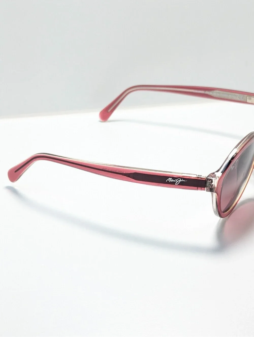 Maui Jim MJ828-520 Mariana Pink Gradient Red Rose Oval Sunglasses 55-18-140